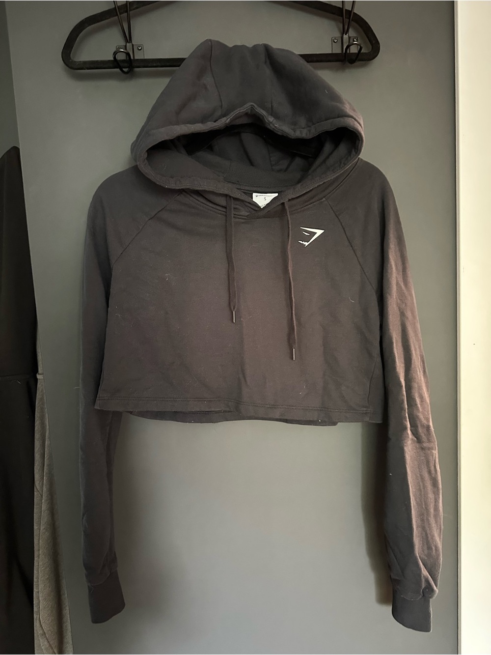 Gymshark Black Cropped Crewneck Hoodie